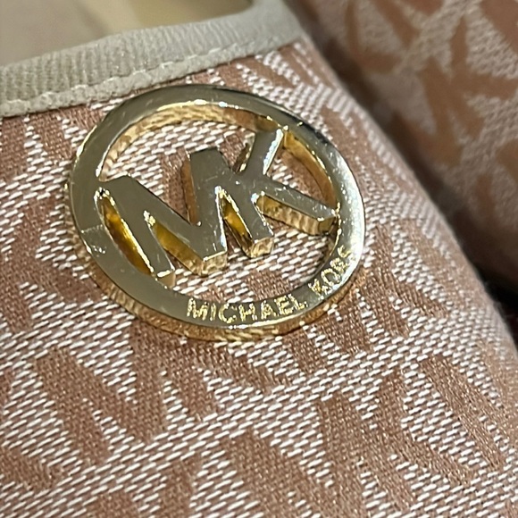 Michael Kors Faye 2 Jacquard Flats Shoes new Camel Youth 5Y GS Big Girls Size 5 - Picture 8 of 14